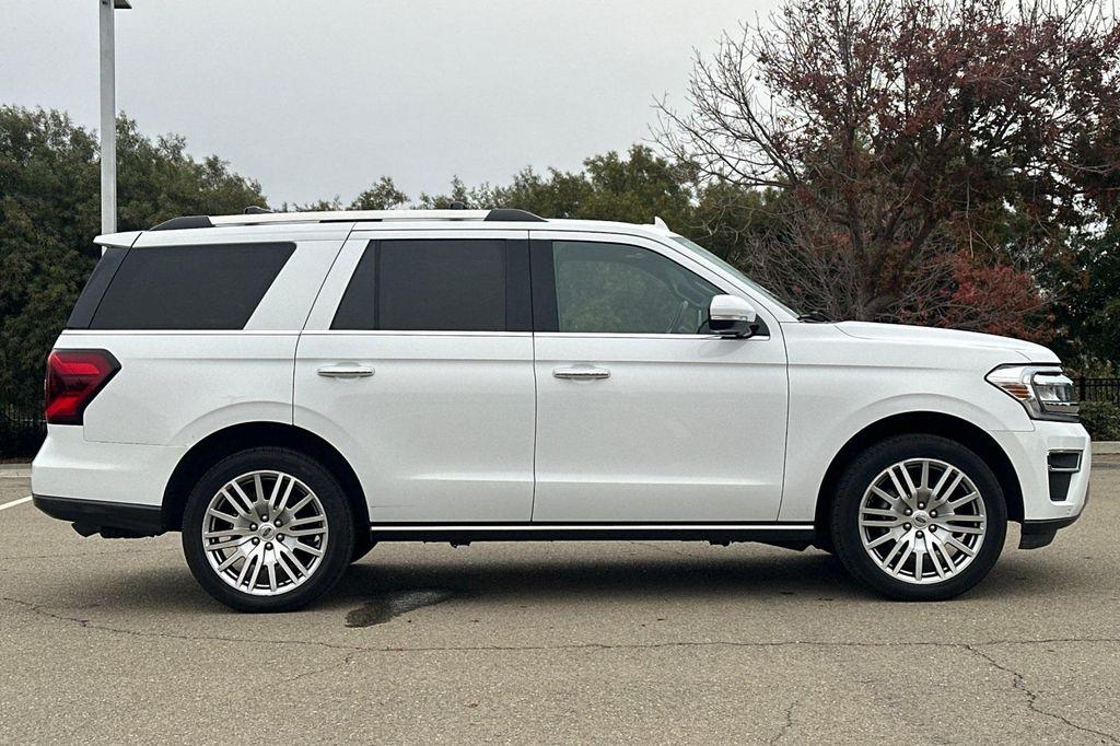 used 2024 Ford Expedition car, priced at $52,990