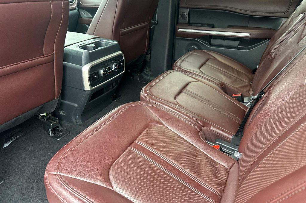 used 2024 Ford Expedition car, priced at $52,990