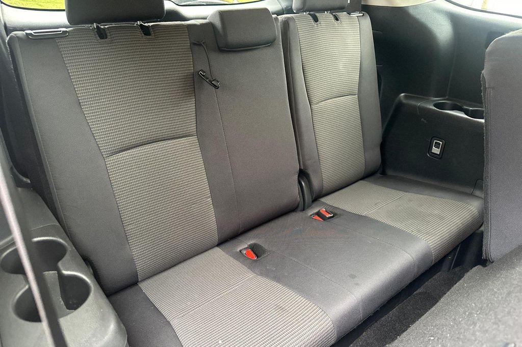 used 2024 Toyota Highlander car, priced at $31,117