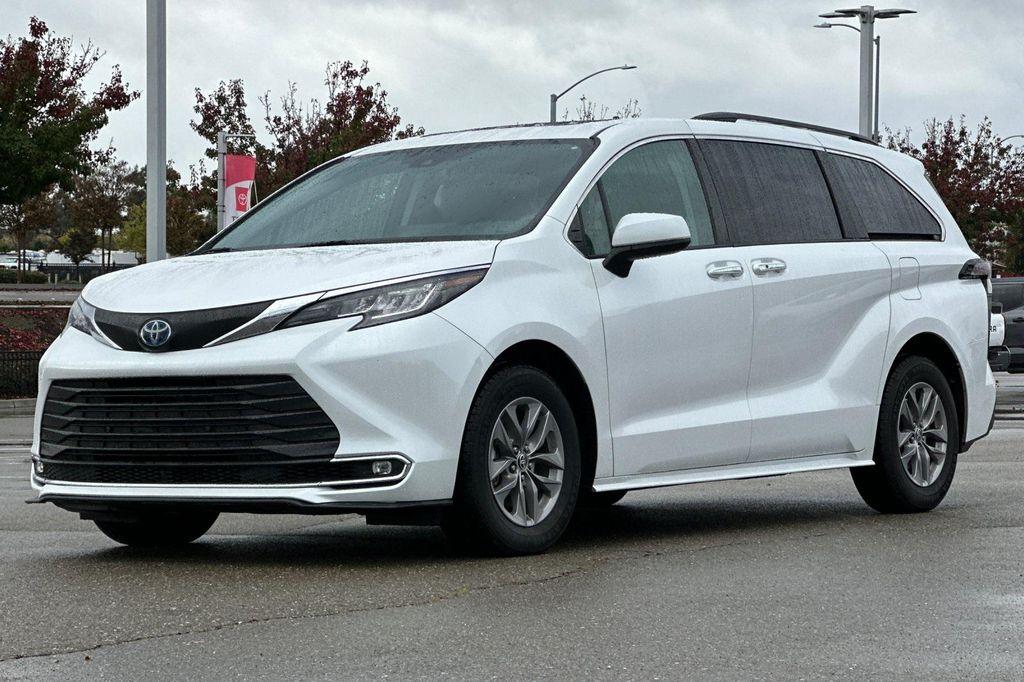 used 2023 Toyota Sienna car, priced at $37,200