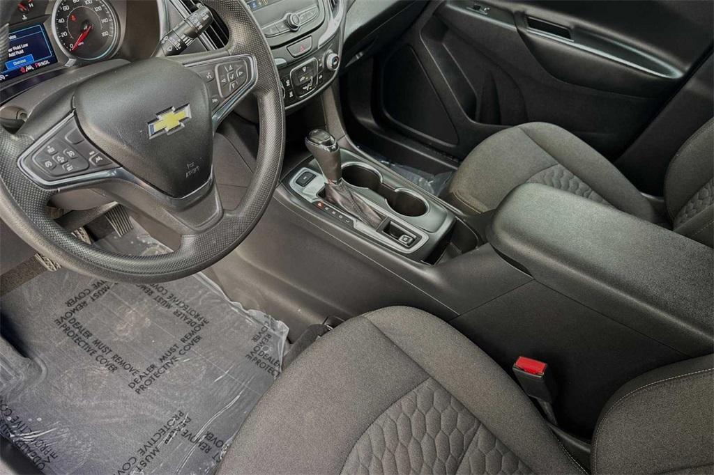 used 2021 Chevrolet Equinox car, priced at $19,888