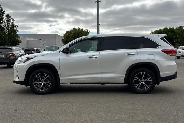 used 2018 Toyota Highlander car, priced at $20,555