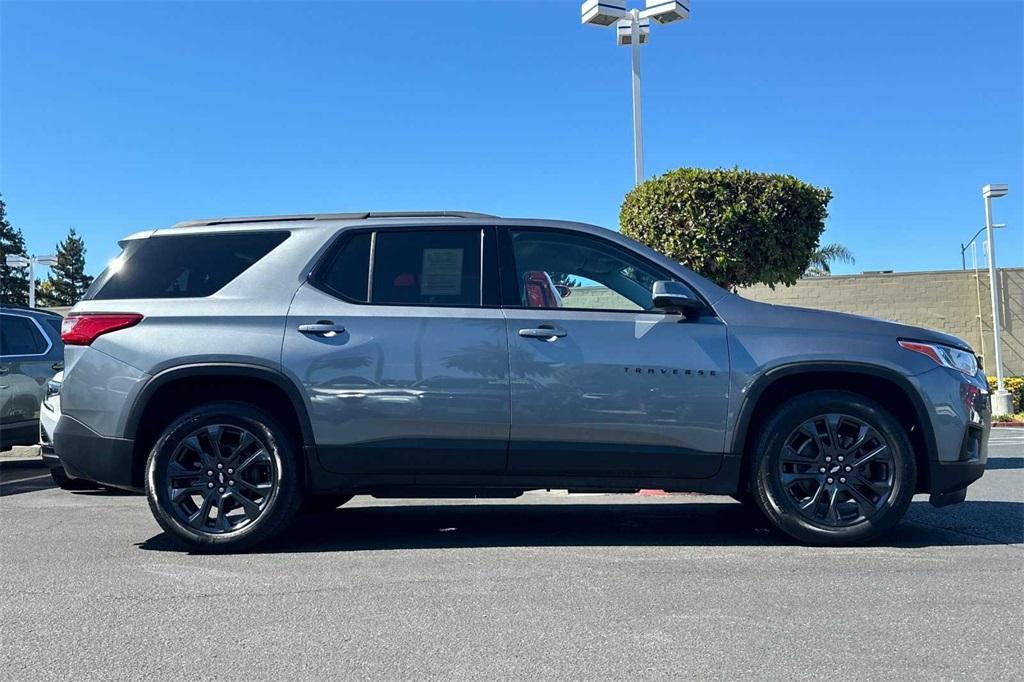 used 2021 Chevrolet Traverse car, priced at $27,991