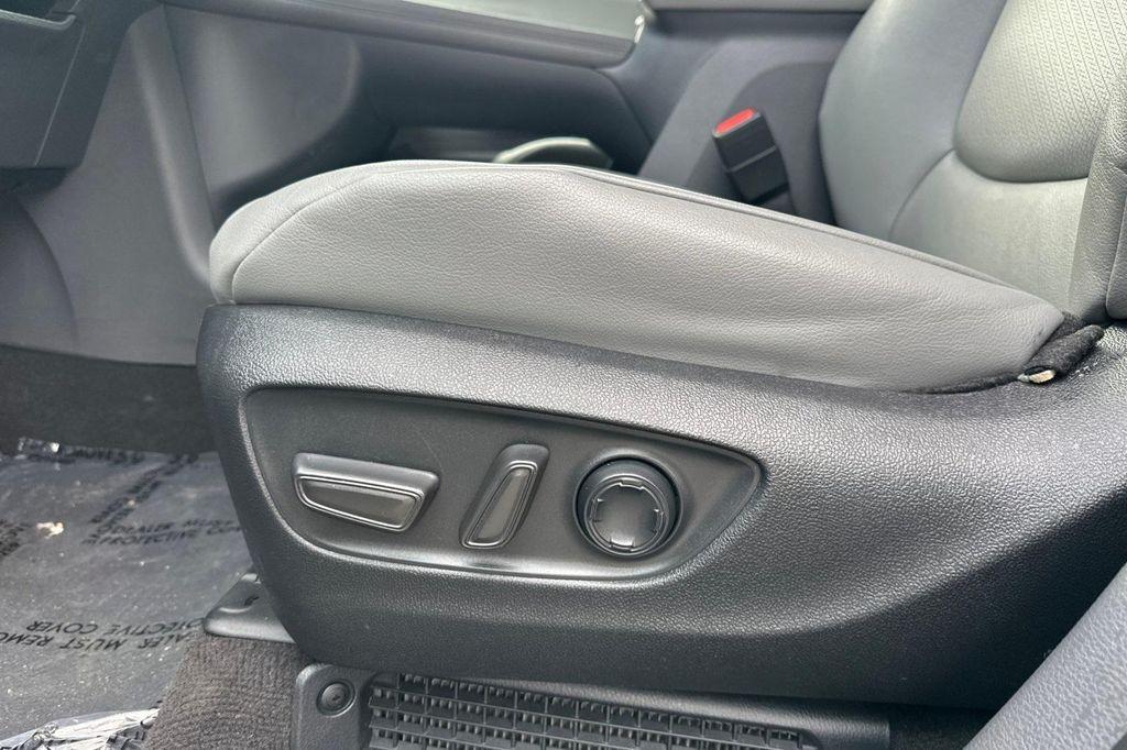 used 2023 Toyota Sienna car, priced at $40,694