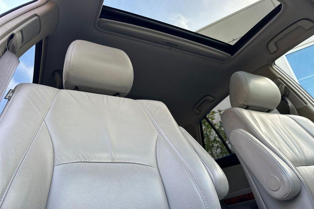 used 2006 Lexus RX 330 car, priced at $7,186