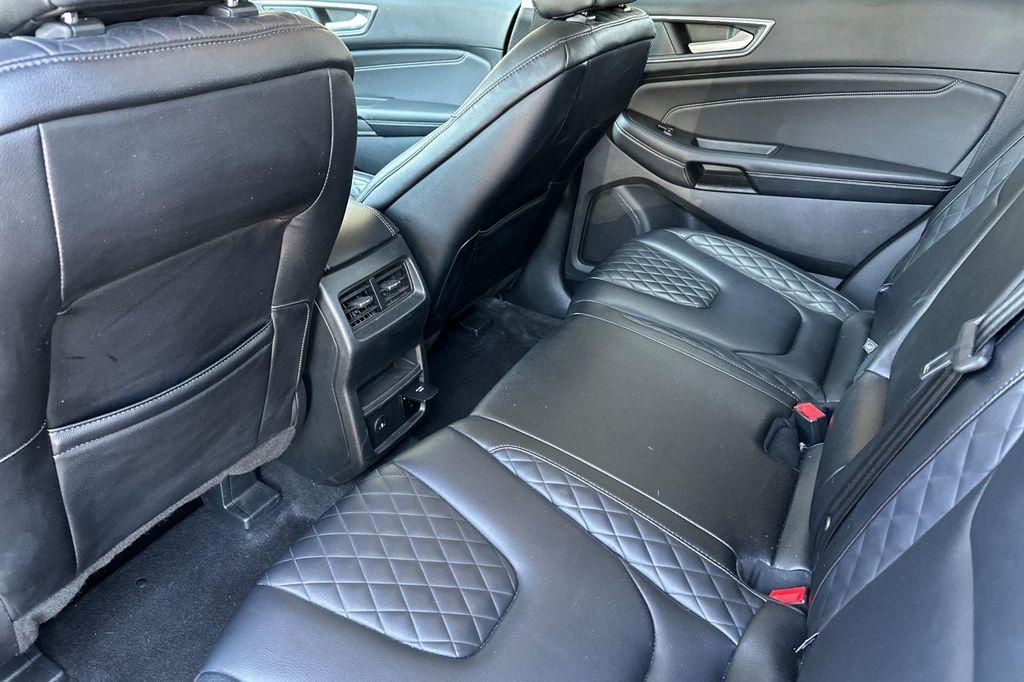 used 2024 Ford Edge car, priced at $25,800