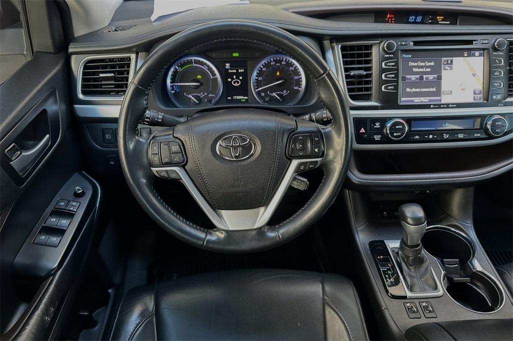 used 2018 Toyota Highlander Hybrid car, priced at $19,736