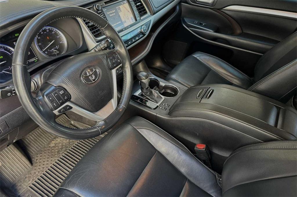 used 2018 Toyota Highlander Hybrid car, priced at $19,736