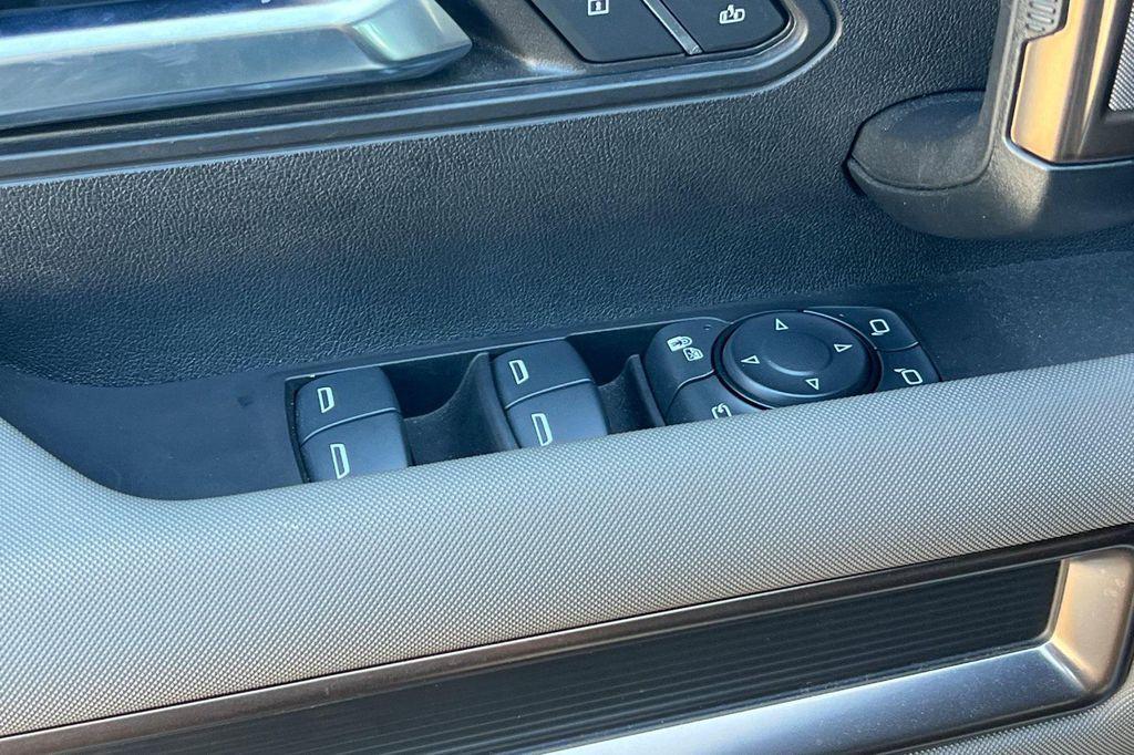 used 2025 GMC HUMMER EV SUV car, priced at $72,440