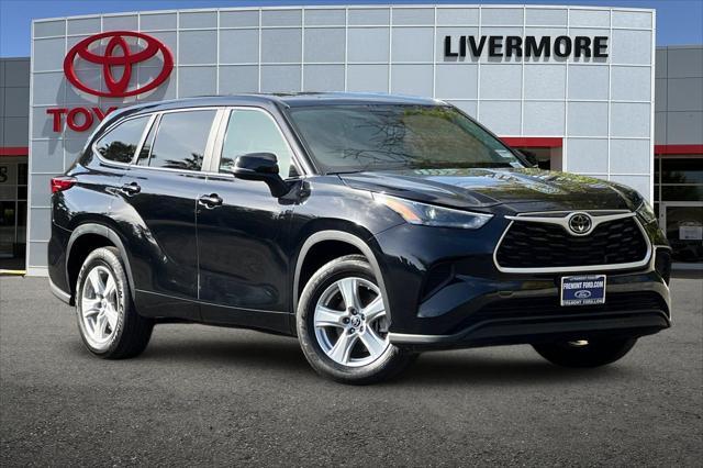 used 2023 Toyota Highlander car, priced at $35,651