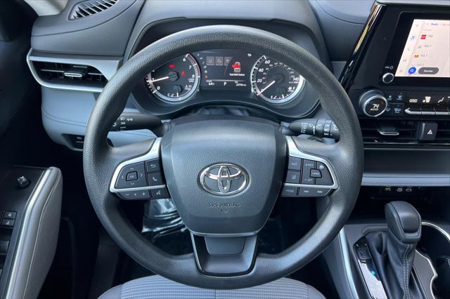 used 2023 Toyota Highlander car, priced at $35,651