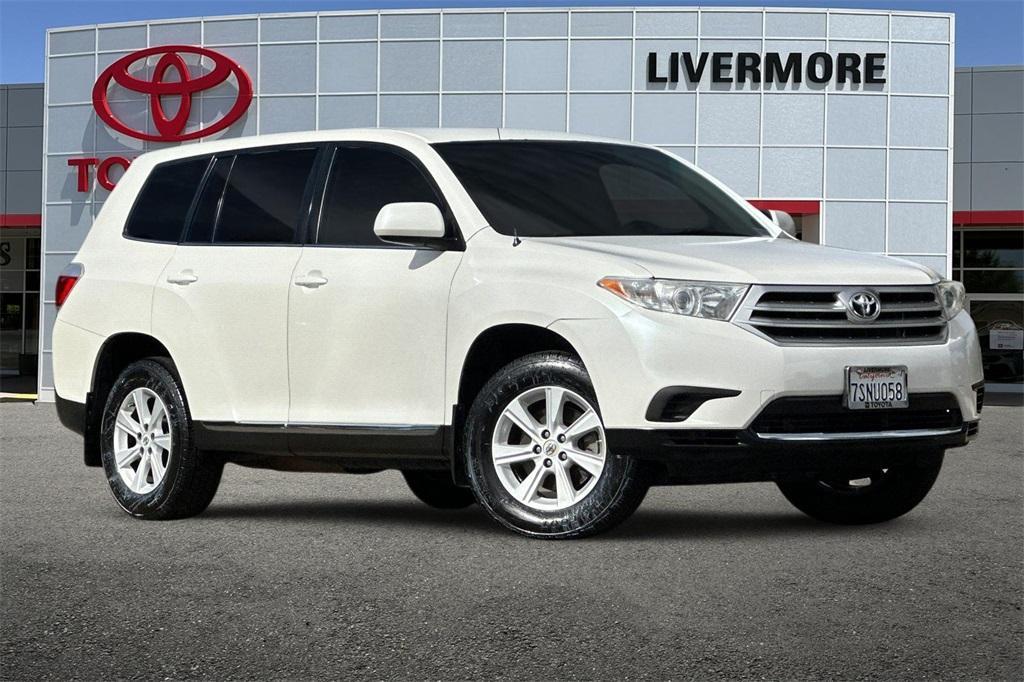 used 2012 Toyota Highlander car, priced at $9,888