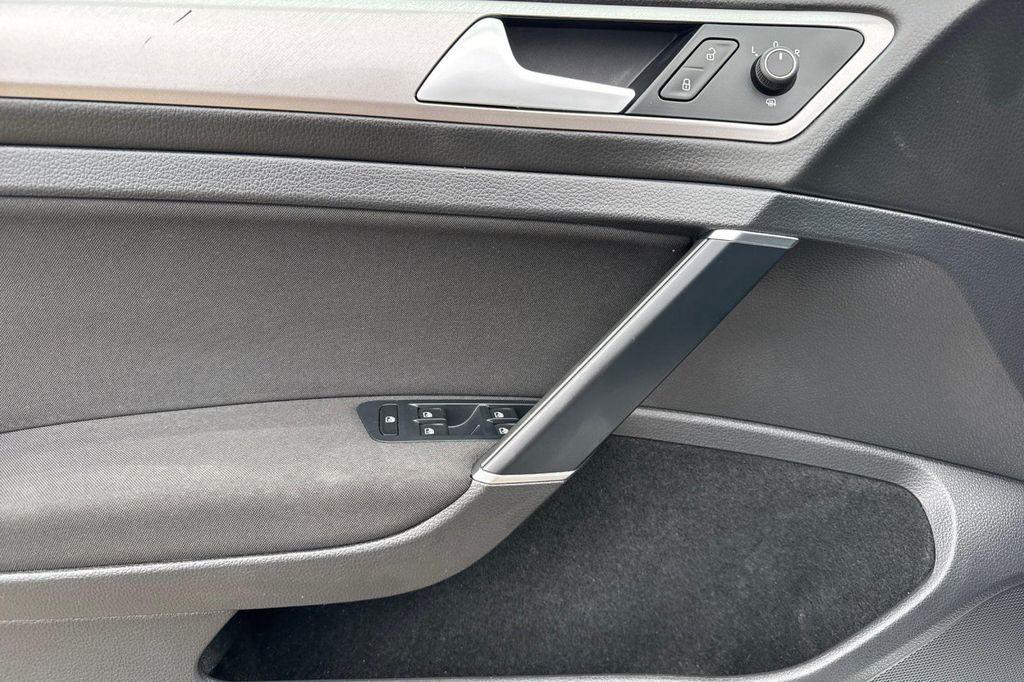 used 2016 Volkswagen e-Golf car, priced at $8,991