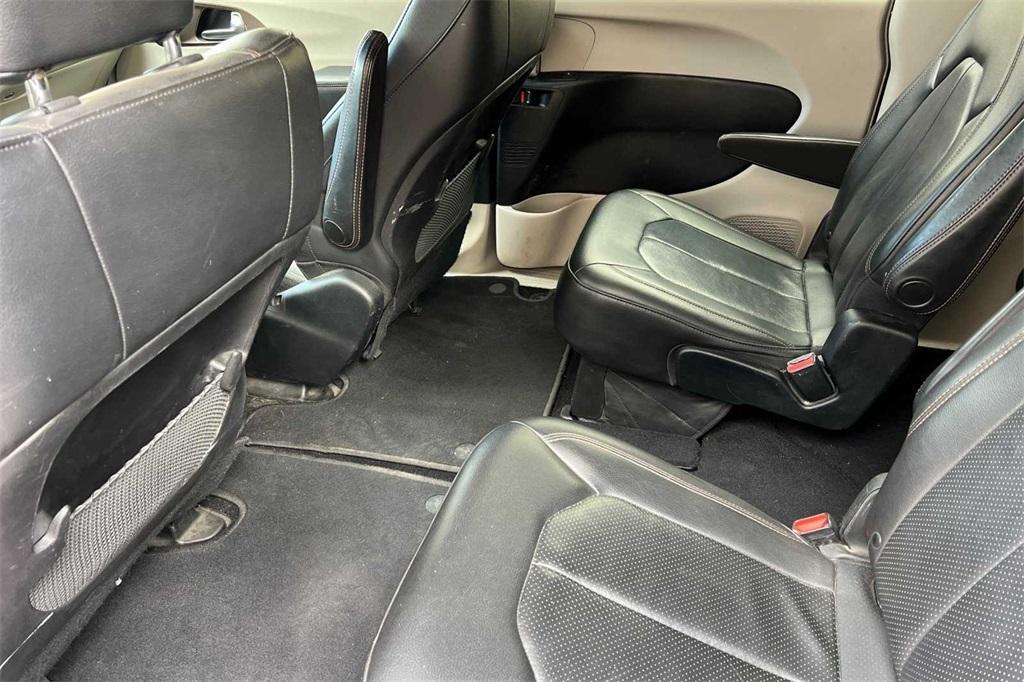 used 2019 Chrysler Pacifica car, priced at $16,835