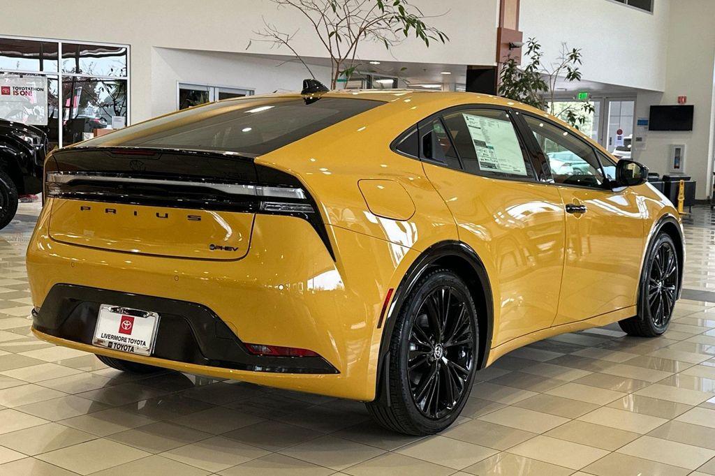 new 2026 Toyota Prius Plug-In Hybrid car, priced at $39,362