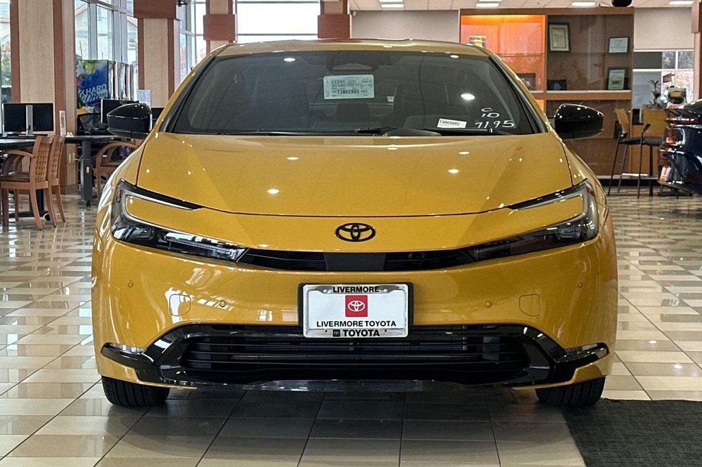 new 2026 Toyota Prius Plug-In Hybrid car, priced at $39,362