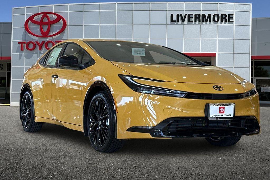 new 2026 Toyota Prius Plug-In Hybrid car, priced at $39,362