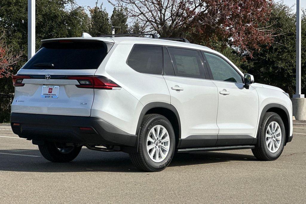 new 2026 Toyota Grand Highlander Hybrid car, priced at $52,011