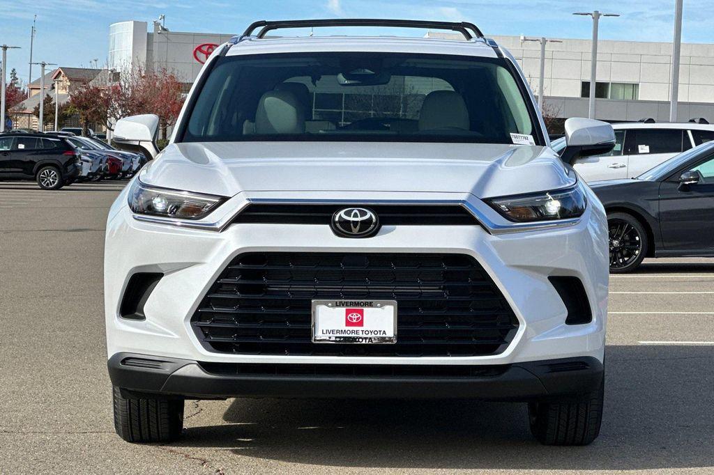 new 2026 Toyota Grand Highlander Hybrid car, priced at $52,011