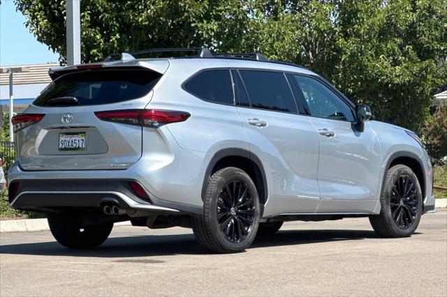 used 2023 Toyota Highlander car, priced at $37,745