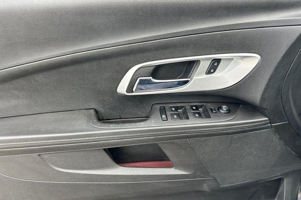 used 2013 Chevrolet Equinox car, priced at $5,791