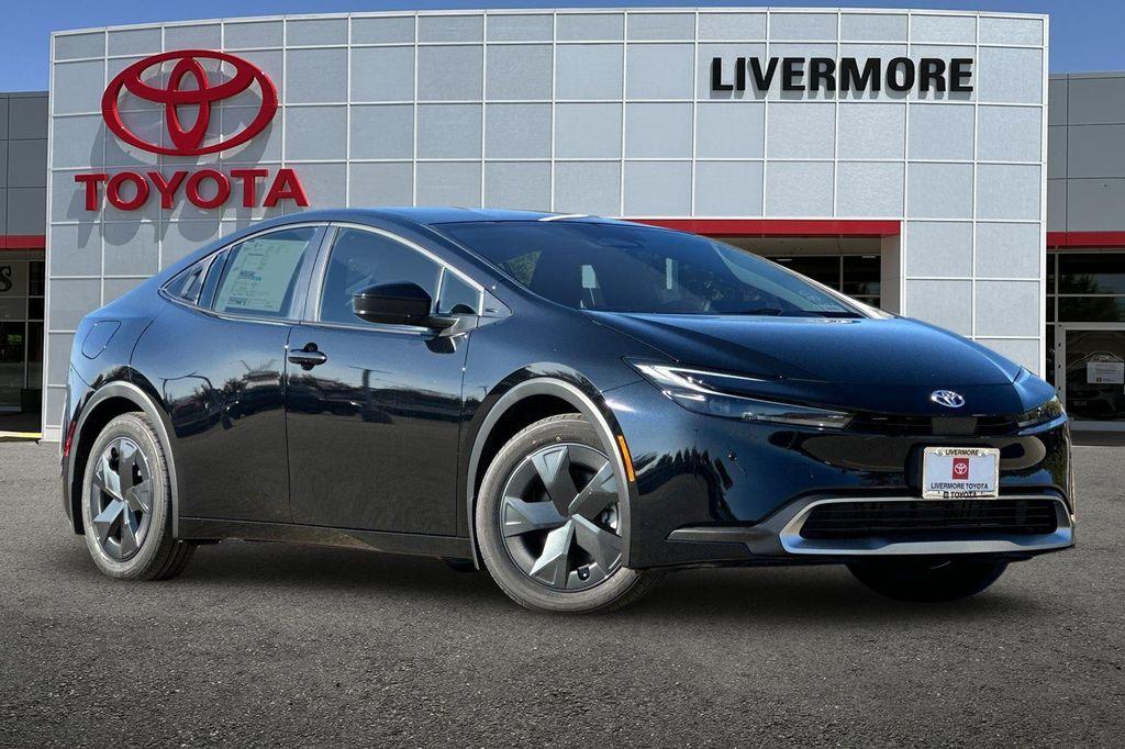 new 2026 Toyota Prius Plug-In Hybrid car, priced at $35,213