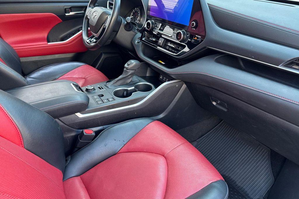used 2023 Toyota Highlander car, priced at $35,680