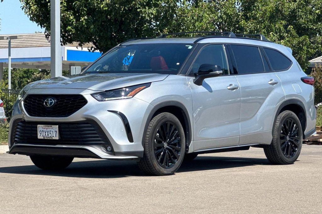 used 2023 Toyota Highlander car, priced at $35,680