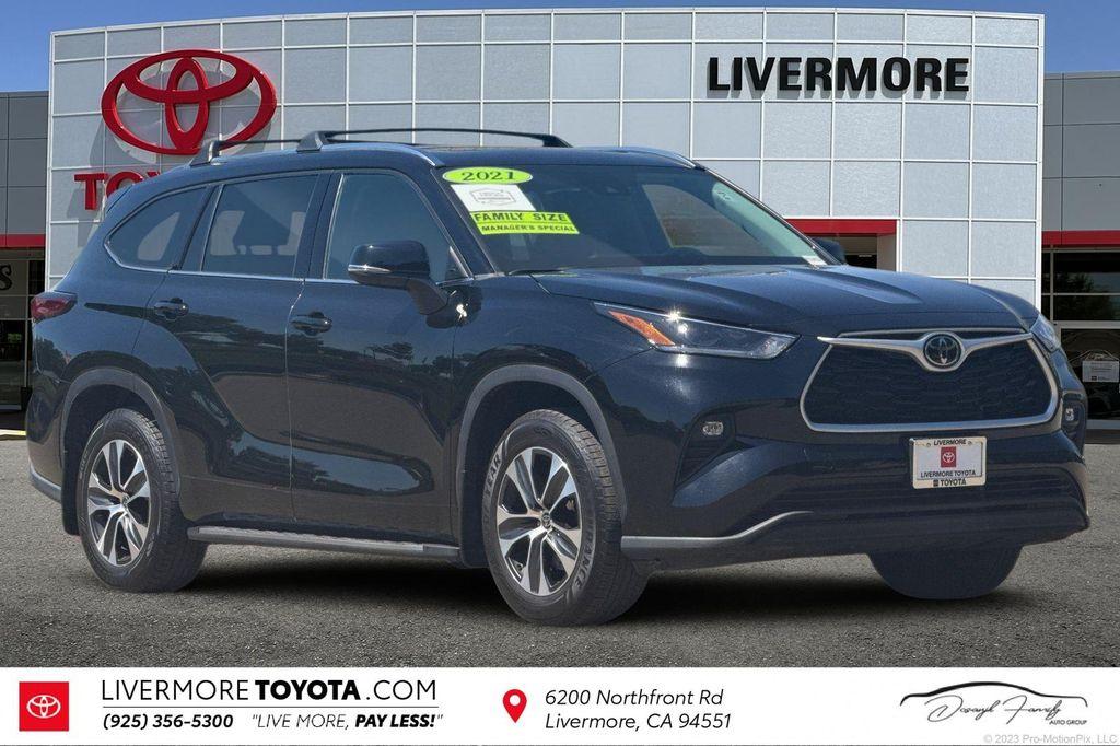 used 2021 Toyota Highlander car, priced at $29,495