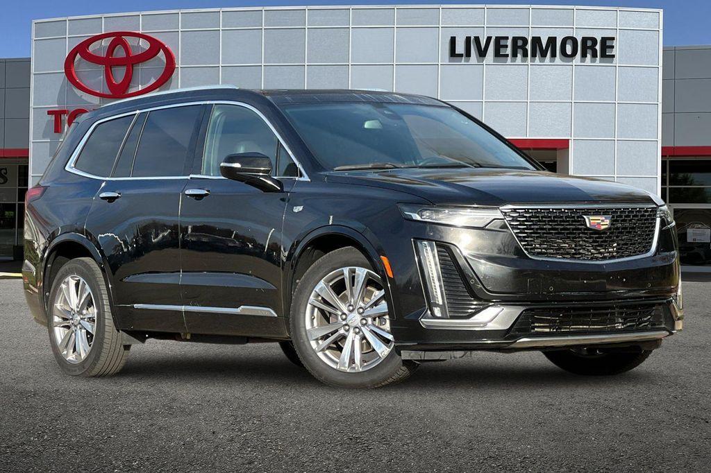 used 2023 Cadillac XT6 car, priced at $29,991