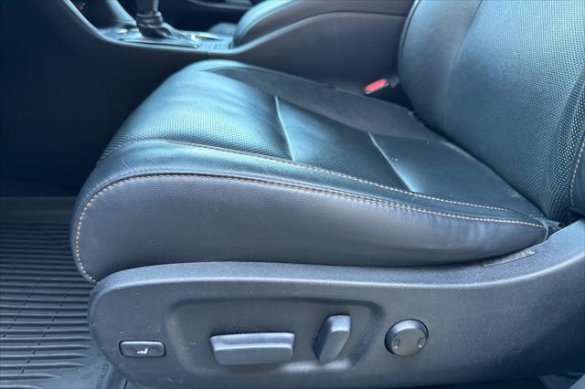 used 2018 Toyota Highlander car, priced at $26,888