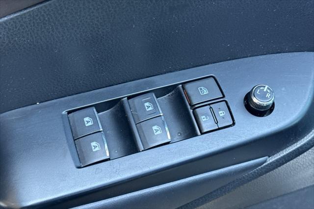 used 2018 Toyota Highlander car, priced at $26,888