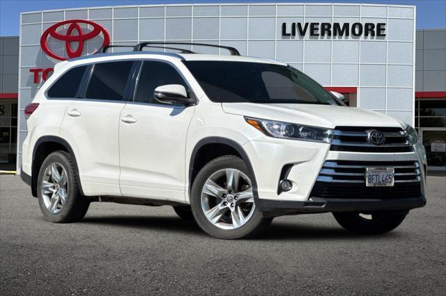 used 2018 Toyota Highlander car, priced at $26,888