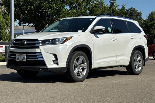 used 2018 Toyota Highlander car, priced at $26,888