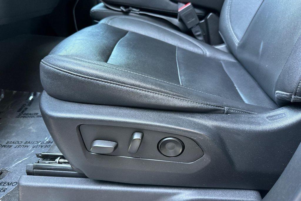 used 2022 GMC Sierra 1500 car, priced at $39,888