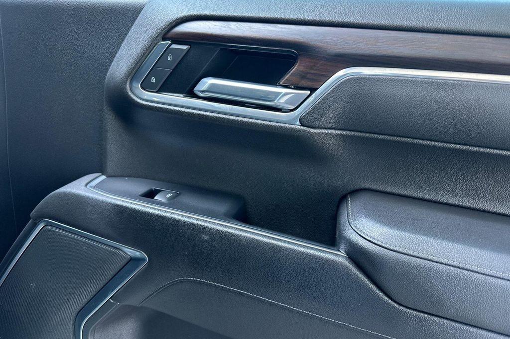 used 2022 GMC Sierra 1500 car, priced at $39,888