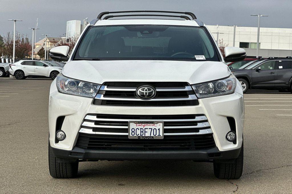 used 2018 Toyota Highlander car, priced at $27,857