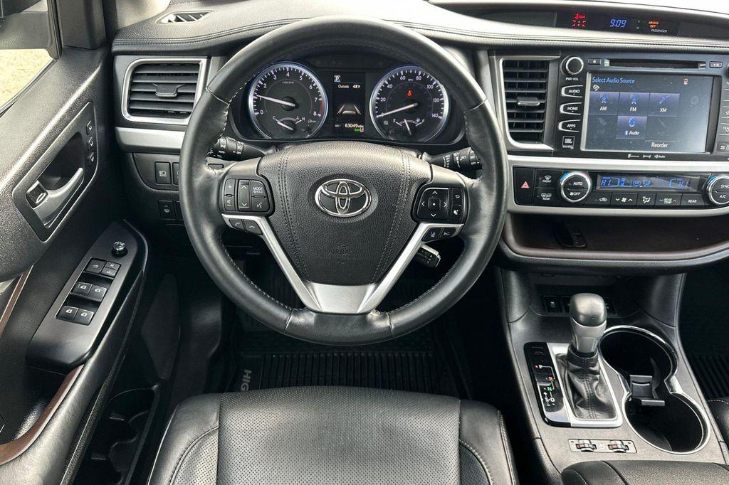 used 2018 Toyota Highlander car, priced at $27,857