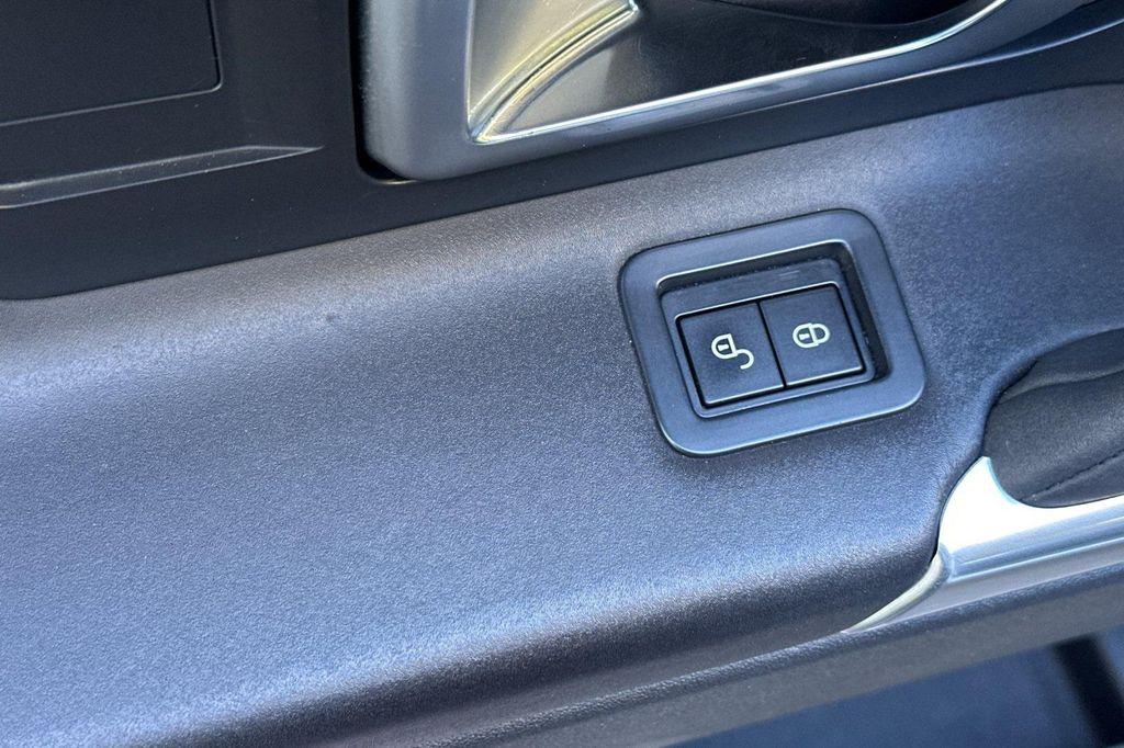 used 2019 Land Rover Discovery Sport car, priced at $13,288