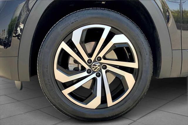 used 2021 Volkswagen Atlas Cross Sport car, priced at $26,981