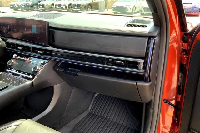 used 2025 Hyundai Santa Fe car, priced at $42,981