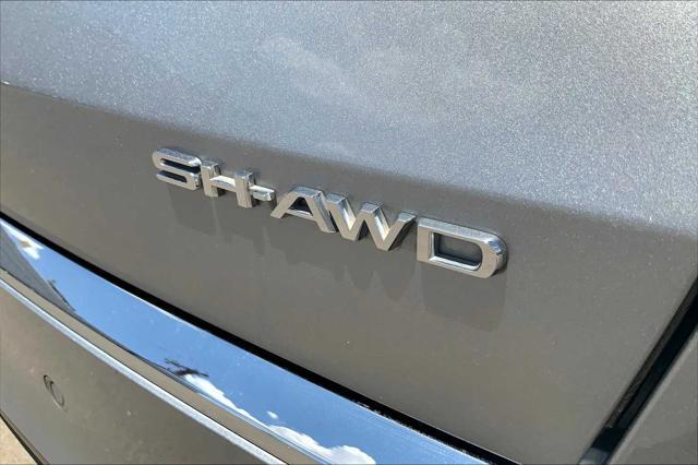 used 2023 Acura MDX car, priced at $42,981