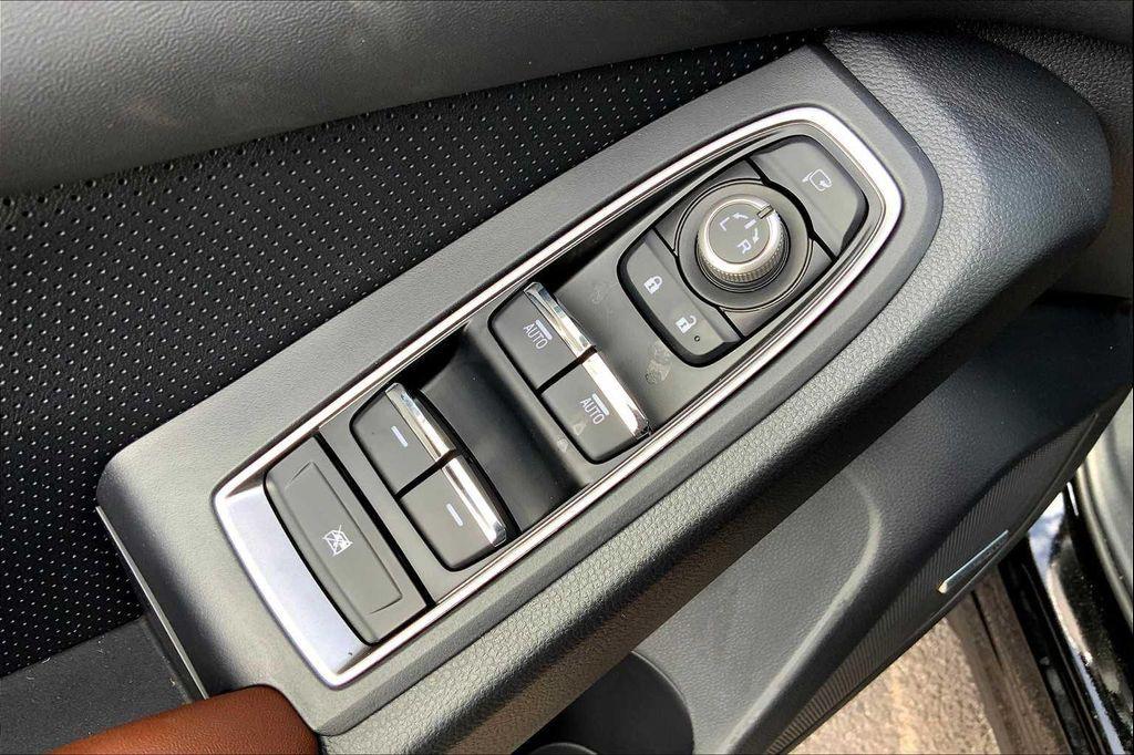 new 2025 Subaru Ascent car, priced at $53,703