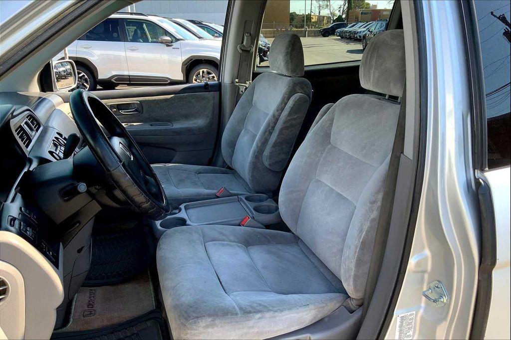 used 2004 Honda Odyssey car, priced at $5,981