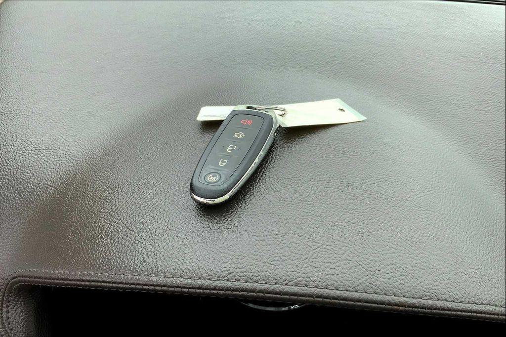 used 2014 Lincoln MKX car, priced at $12,981
