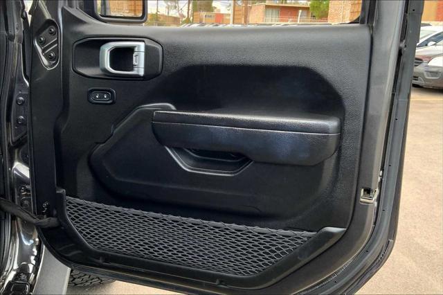 used 2023 Jeep Gladiator car, priced at $41,544