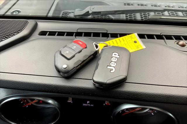 used 2023 Jeep Gladiator car, priced at $41,544