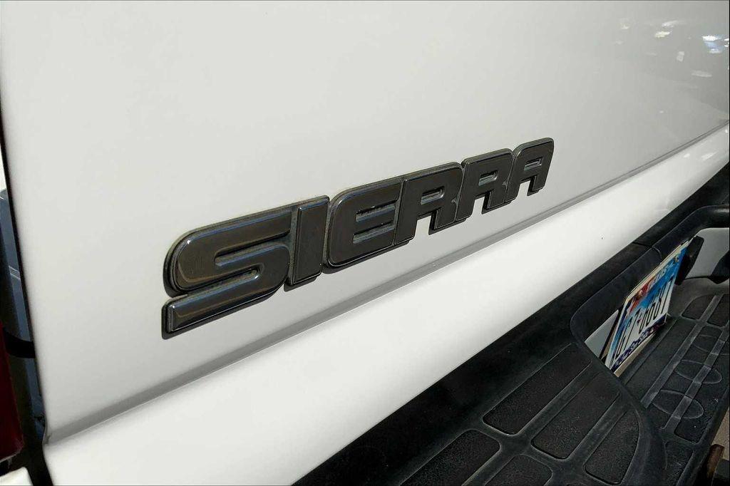 used 2003 GMC Sierra 2500 car, priced at $9,981