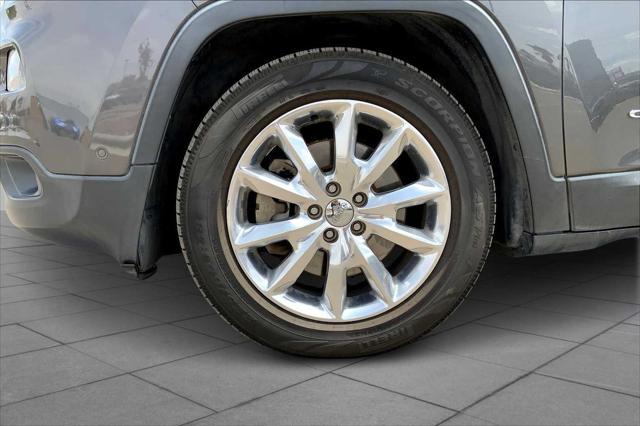 used 2014 Jeep Cherokee car, priced at $8,981