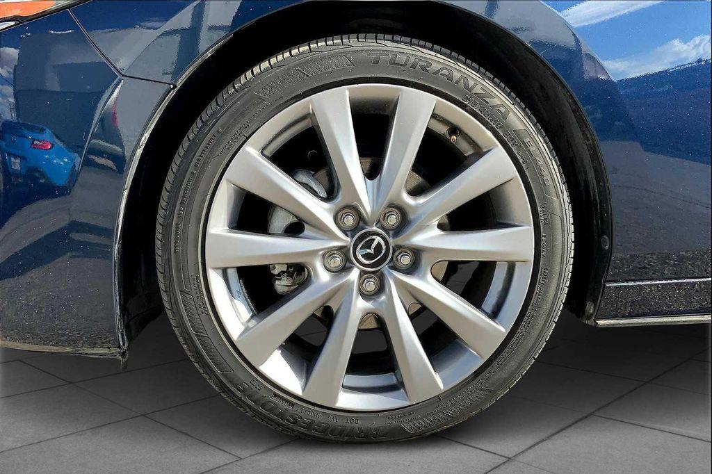 used 2022 Mazda Mazda3 car, priced at $21,618